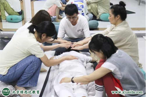 ������ʦ�ʾ��������ó�����